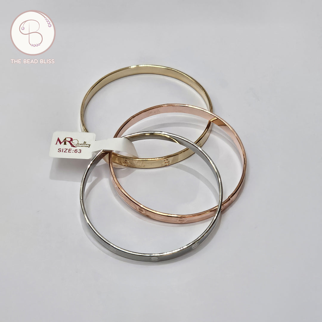 Tricolor Engraved Bangle Set