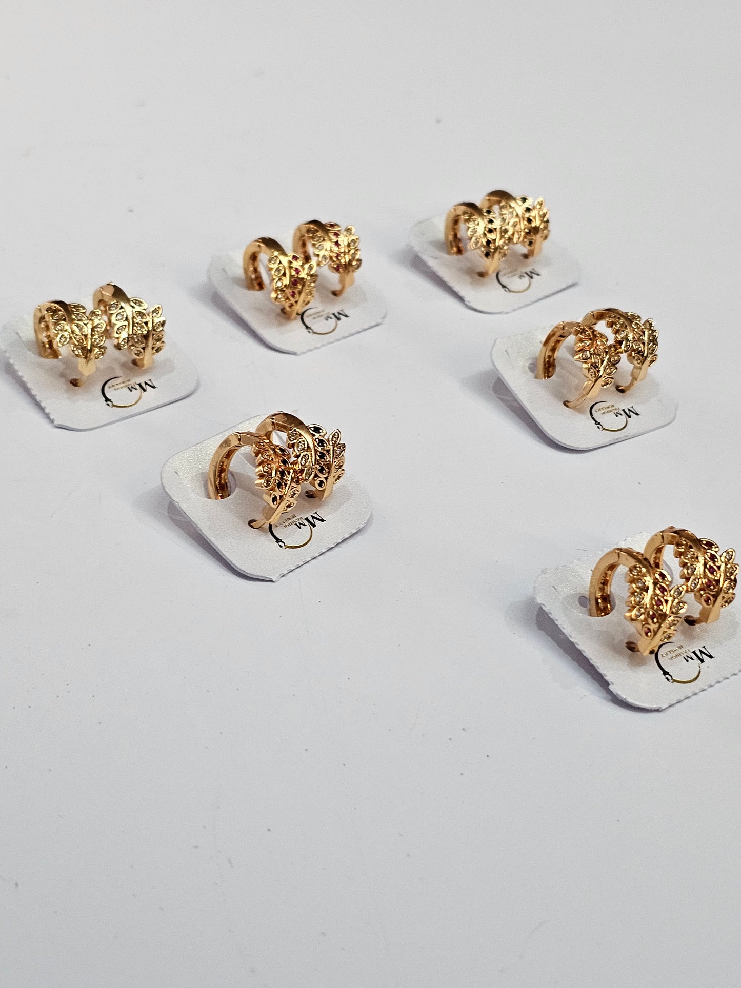 Graceful Leaf-Inspired Hoop Earrings