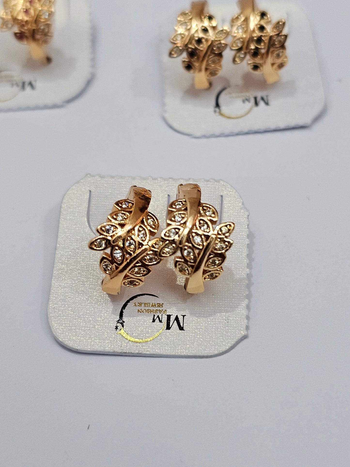 Graceful Leaf-Inspired Hoop Earrings