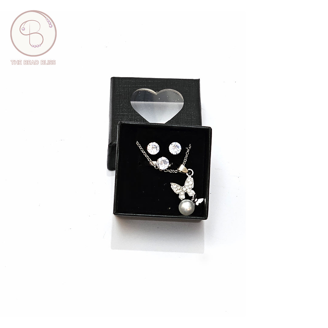 Butterfly Pearl Pendant & Tops Set