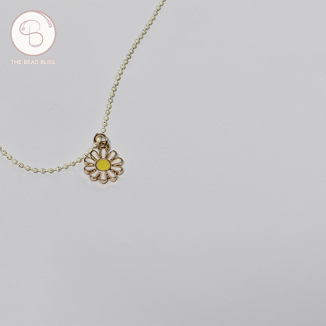 Golden Daisy Bloom Pendant Necklace