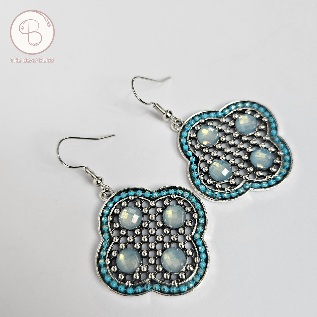 Vintage Blue Clover Drop Earrings – Bohemian Statement Jewelry